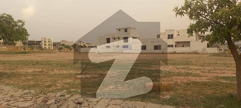 1 Kanal Residential Plot Is Available For Sale In Bahria Town Phase 8, Block - P, Rawalpindi