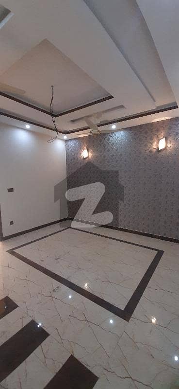 10 Marla Brand New House For Sale In Paragon City Lahore