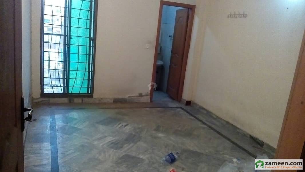 in Boys hostel room for rent in Boys hostel room for rent