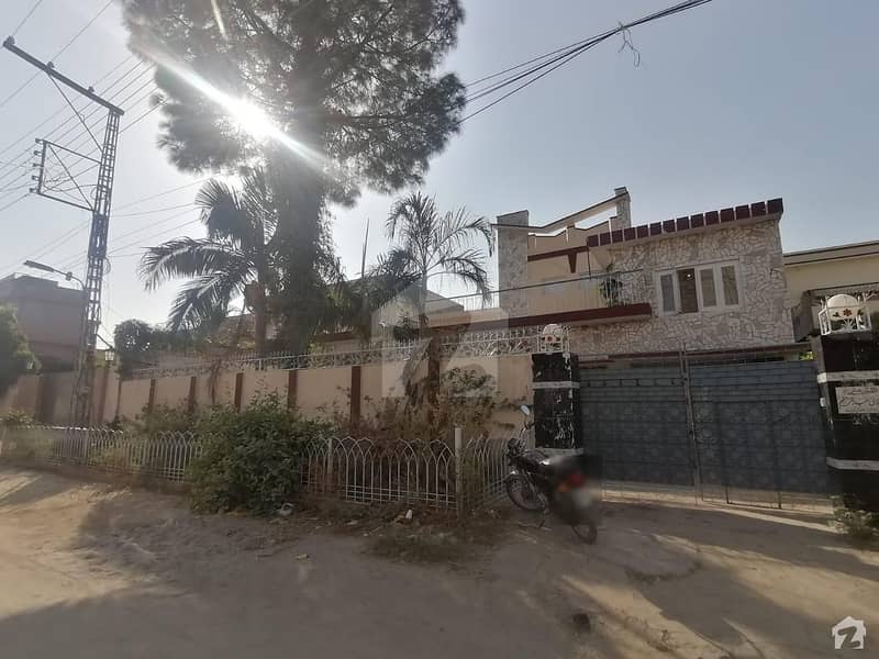 20 Marla House Situated In Marghzar Colony For Rent