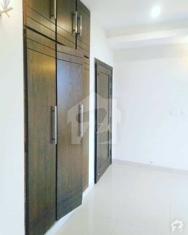 3 Bed Luxurious Apartment For Rent In F11