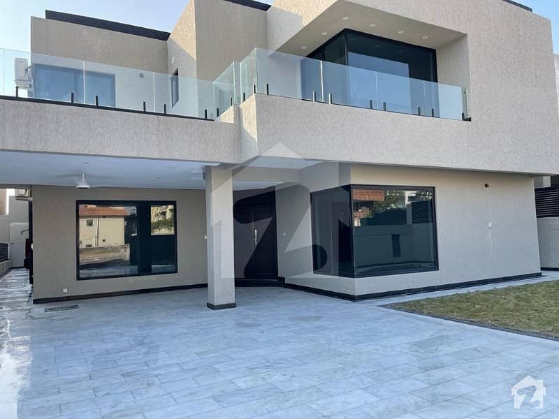 1 Kanal Brand New Villa Available For Sale