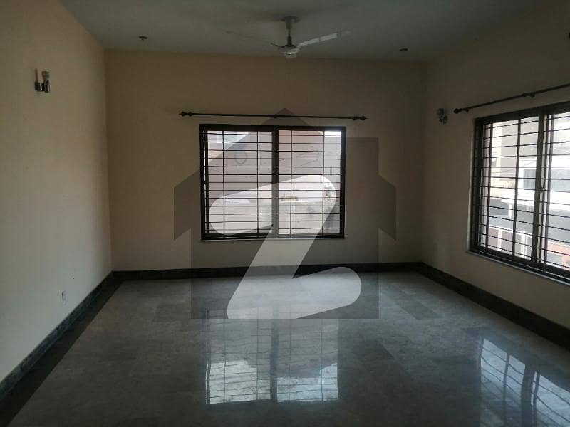 1 Kanal Well Main Maintained Slightly Used Brand New Type Upper Portion Is Available For Rent On Top Location Of Wapda Town Lahore