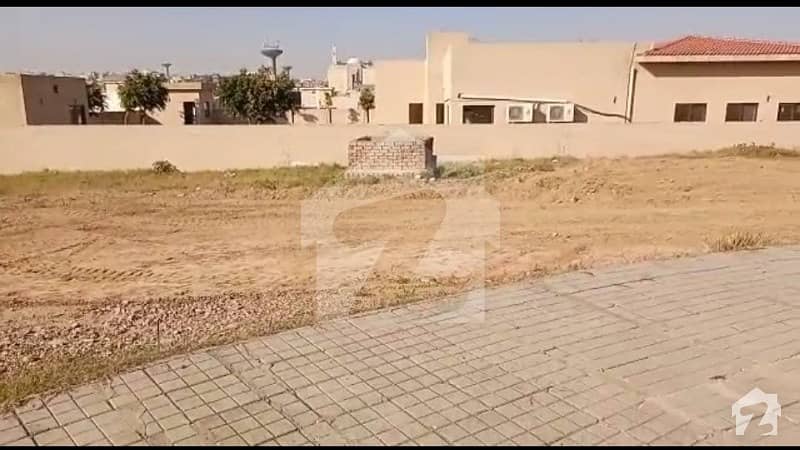 Sector C Bahria Town 5 Marla Commercial Plot For Sale