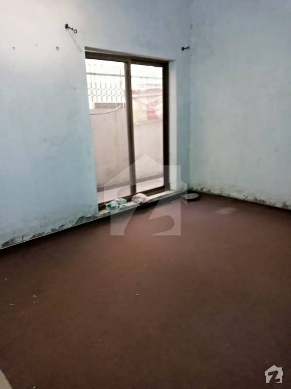 A Single Room For Rent A Single Room For Rent