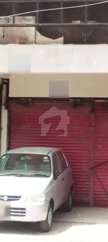 شہید ملت روڈ کراچی میں 4 مرلہ دکان 7 کروڑ میں برائے فروخت۔