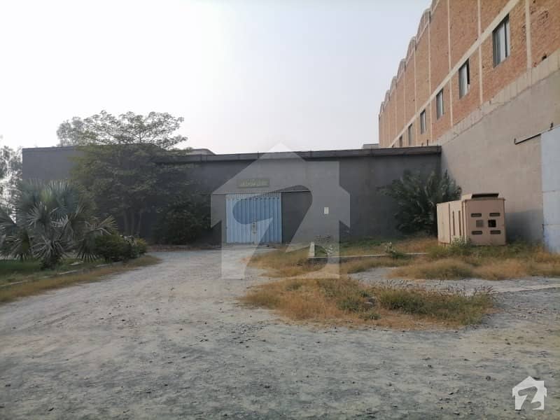 ڈیفینس روڈ لاہور میں 4 کمروں کا 48 کنال فیکٹری 60 کروڑ میں برائے فروخت۔
