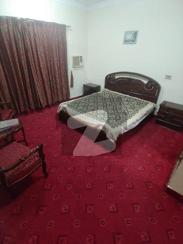 10 Marla Full Furnished Lower Portion Main Cantt Facing Polo Ground