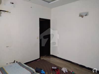 ڈیفینس فورٹ لاہور میں 2 کمروں کا 5 مرلہ بالائی پورشن 25 ہزار میں کرایہ پر دستیاب ہے۔