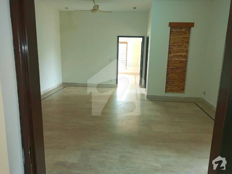 10 Marla Upper Portion 3 Beds With Gas In Fazaia