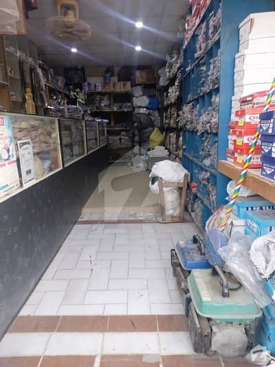 نارتھ ناظم آباد ۔ بلاک ایم نارتھ ناظم آباد کراچی میں 0.33 مرلہ دکان 1.5 کروڑ میں برائے فروخت۔