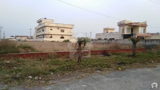 45.5 Marla Residential Plot Available In Gulberg For Sale