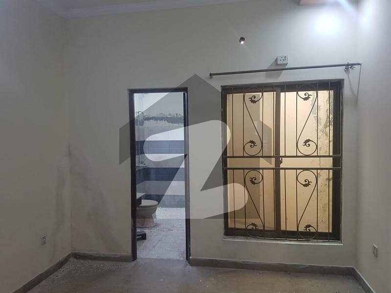 5 Marla Upper Portion 2nd Floor For Rent In D Block Johar Town