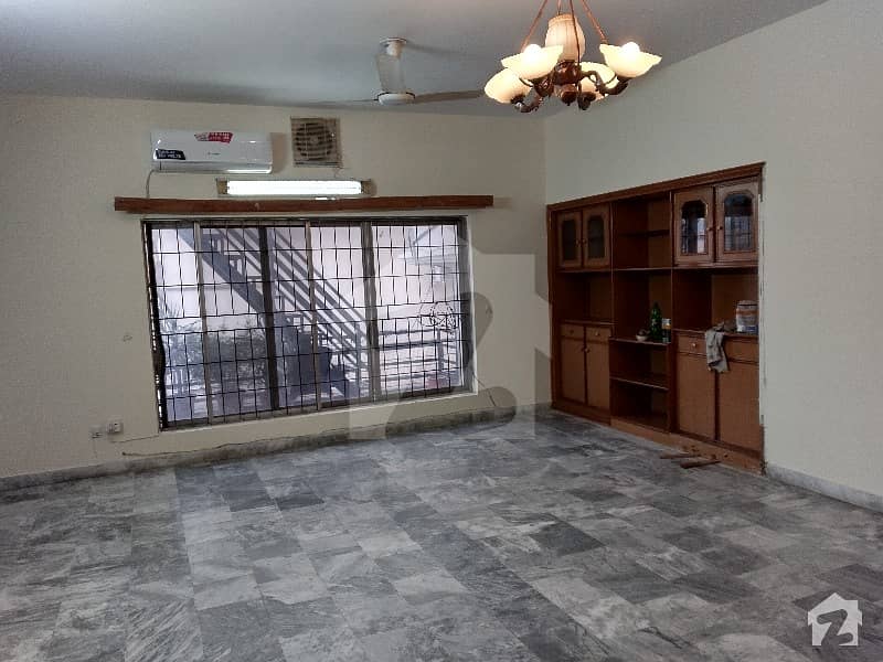 Fazaia Colony 1 Kanal Upper Portion Available For Rent