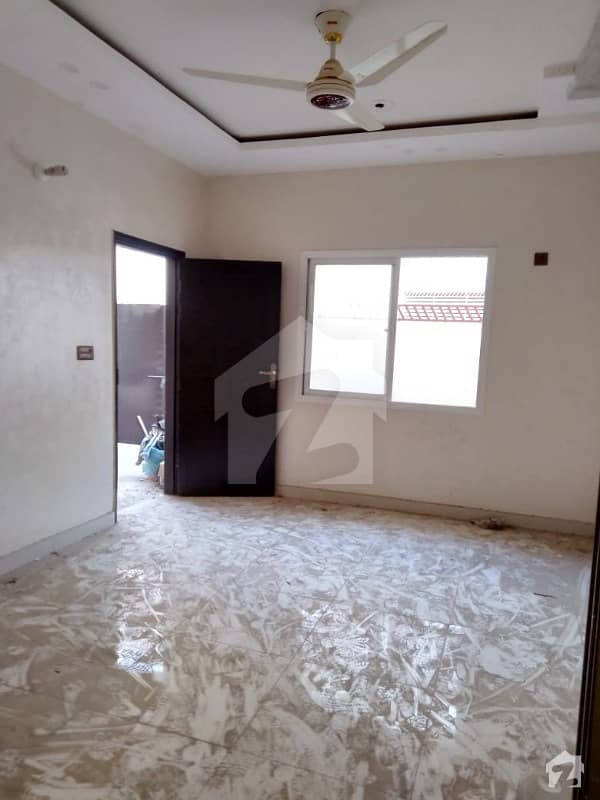 1080 Square Feet House In De Comforts For Rent