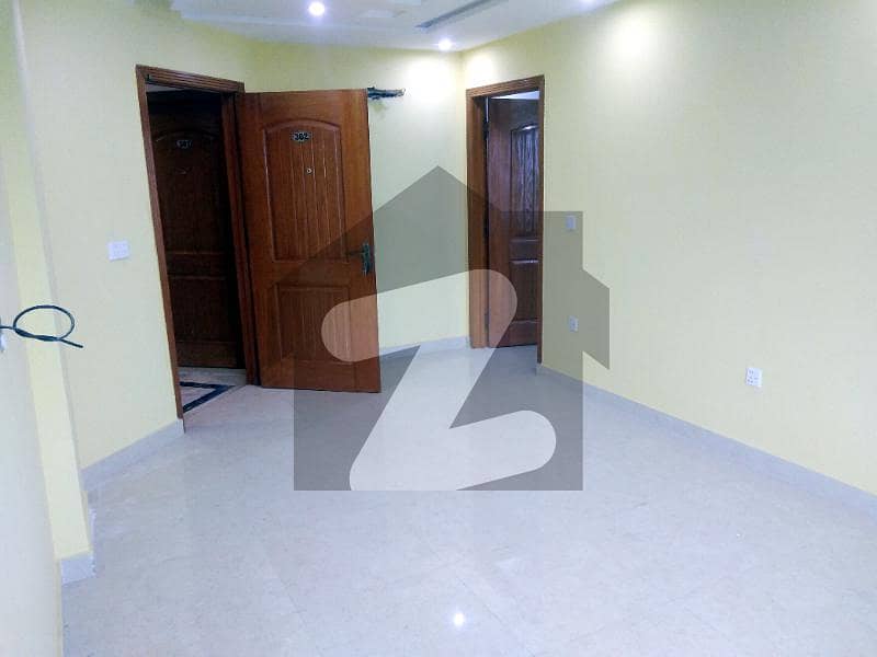 525 Square Feet Brand New Appartment For Sale Good Location In Bahria Town Lahore Aa Block