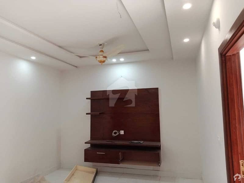 الرحمت ولاز فیصل آباد میں 4 کمروں کا 3 مرلہ مکان 35 لاکھ میں برائے فروخت۔