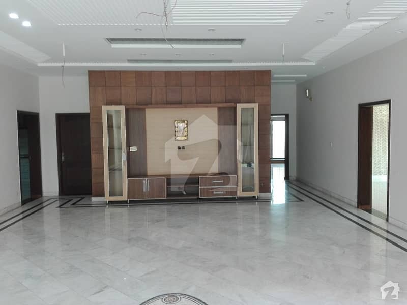 ٹاؤن شپ ۔ سیکٹر اے1 ٹاؤن شپ لاہور میں 6 کمروں کا 2 کنال مکان 6.5 کروڑ میں برائے فروخت۔