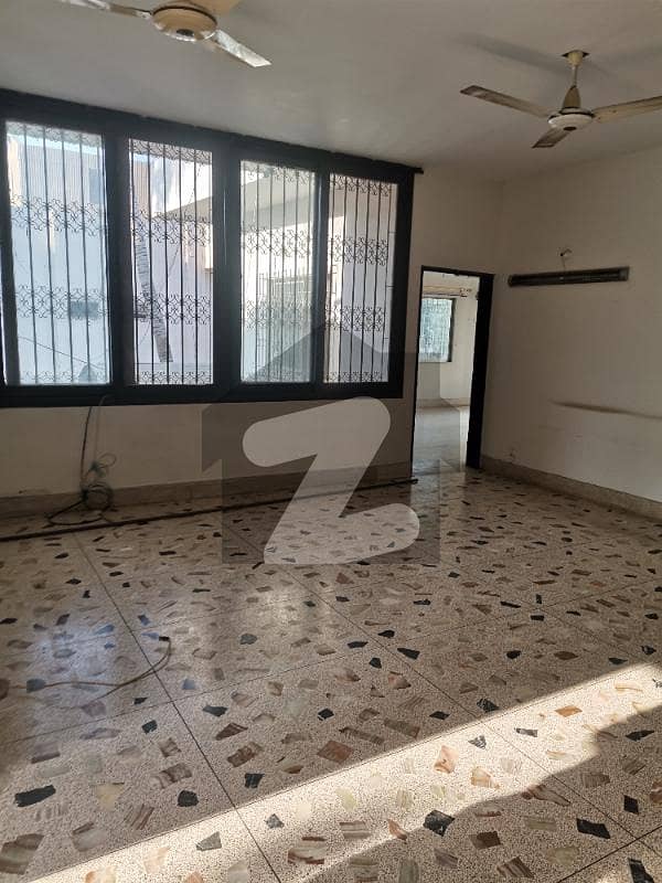500 Sq  Yard 3 Bed Dd First Floor Available For Rent In Block 8 Gulshan E Iqbal Karachi