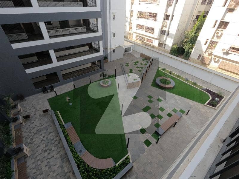 1600 Square Feet Flat In Central Gulistan-E-Jauhar - Block 15 For Sale