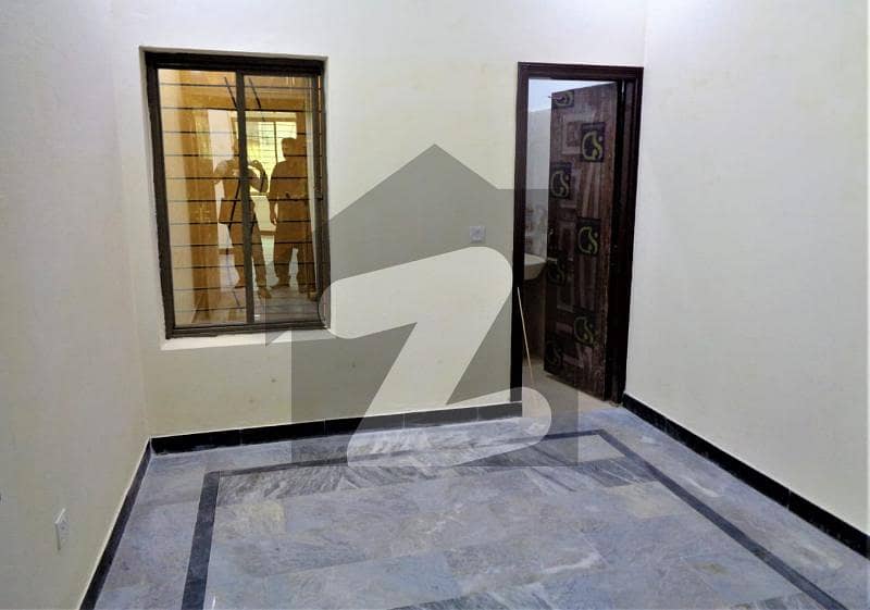 غوری گارڈن غوری ٹاؤن اسلام آباد میں 2 کمروں کا 3 مرلہ مکان 75 لاکھ میں برائے فروخت۔