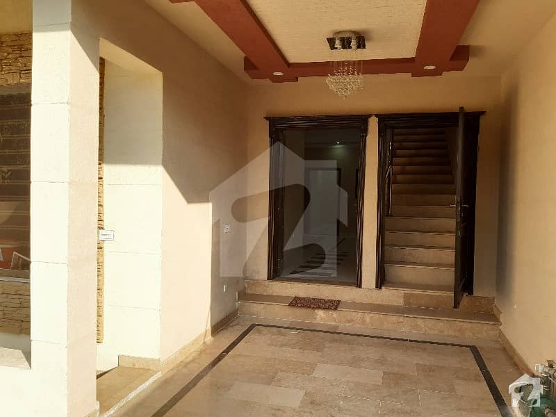 10 Marla Used House For Sale In Bahria Town Phase 4