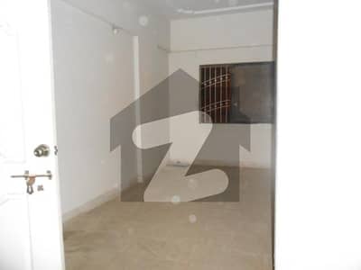 کامران چورنگی کراچی میں 7 کمروں کا 5 مرلہ مکان 2.55 کروڑ میں برائے فروخت۔