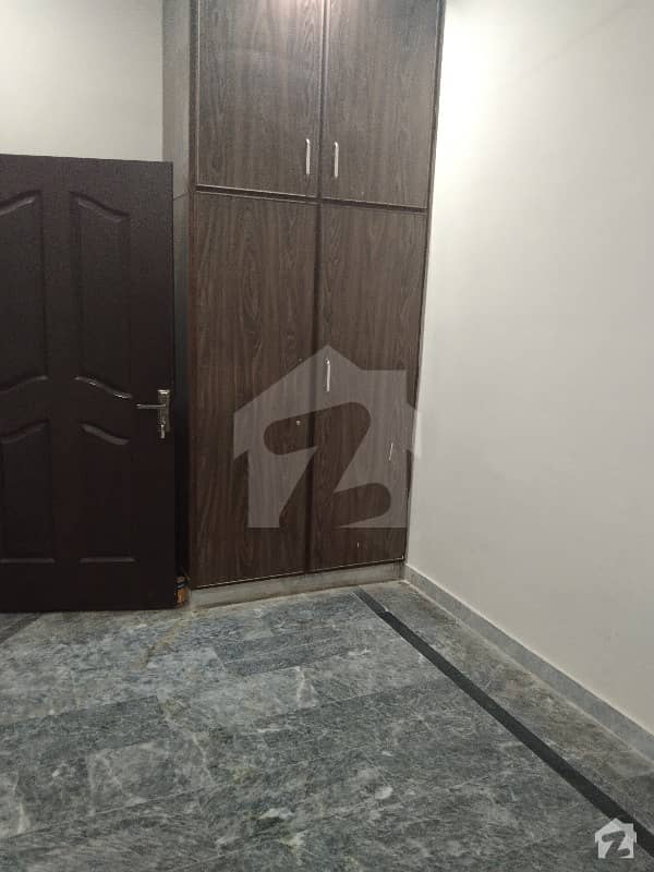 پاک عرب ہاؤسنگ سوسائٹی لاہور میں 3 کمروں کا 5 مرلہ فلیٹ 30 ہزار میں کرایہ پر دستیاب ہے۔