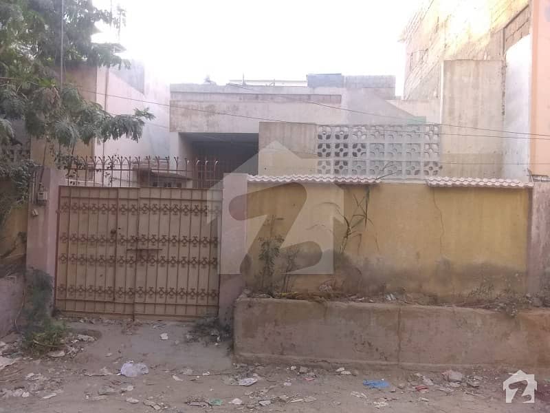 نارتھ کراچی - سیکٹر 11-C/1 نارتھ کراچی کراچی میں 3 کمروں کا 5 مرلہ مکان 1.2 کروڑ میں برائے فروخت۔