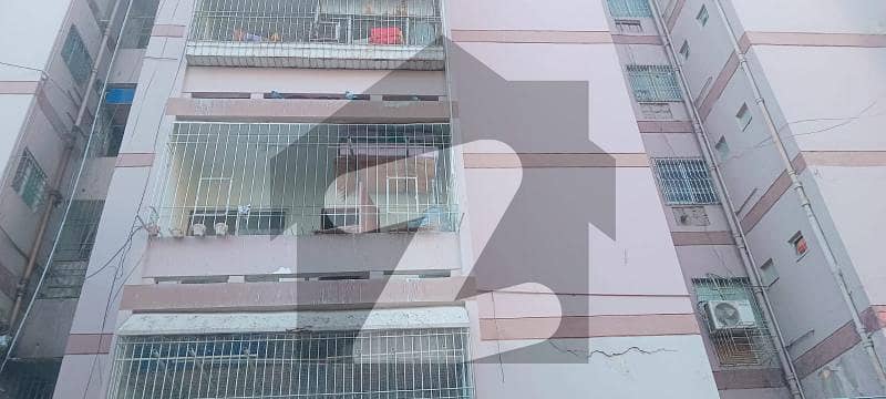 Road Facing 2nd Floor 3 Bed Dd Flat For Sale On Prime Location