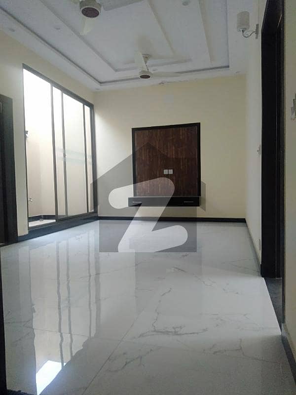 House Sized 4500 Square Feet Available In State Life Phase 1 - Block E