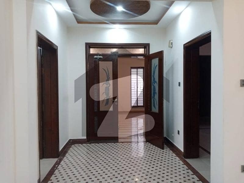 25 Marla Upper Portion Available For Rent In Dha Phase 6