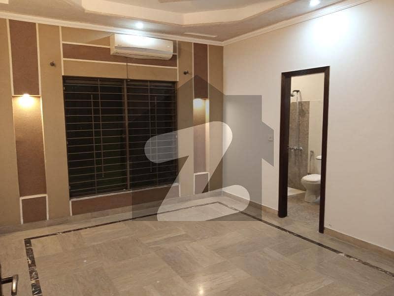 11 Marla House Available For Sale In Valencia Town Lahore