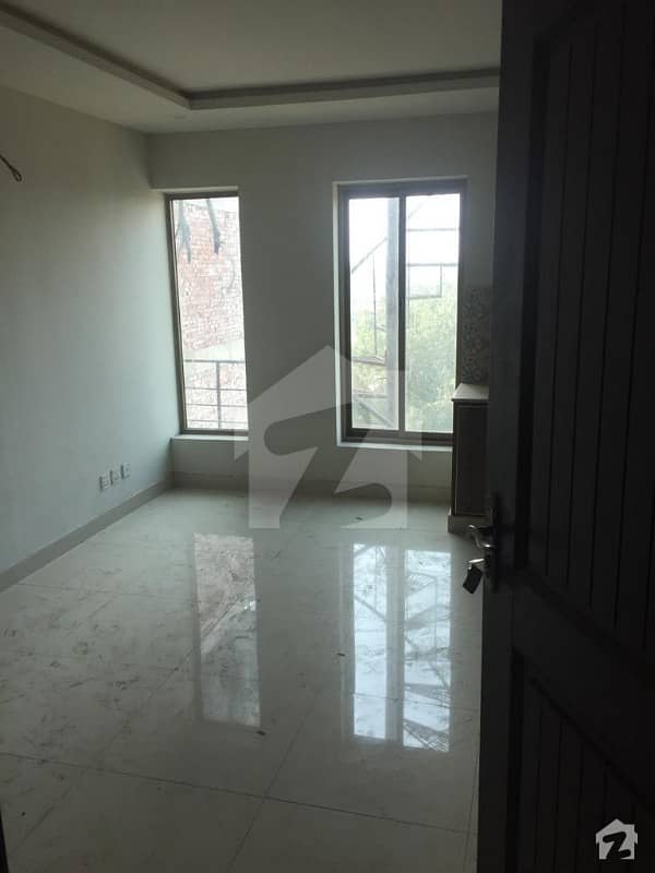 Studio Flat For Rent Near Grand Mosque Bahria Town Lahore