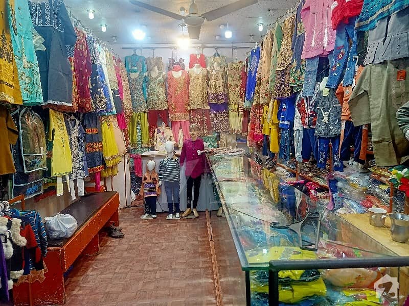 کاہنہ پل اسلام آباد میں 1 مرلہ دکان 12 لاکھ میں برائے فروخت۔