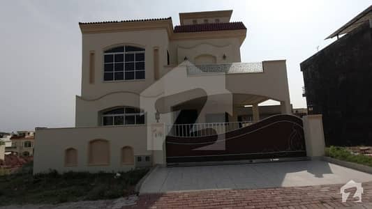 Ideal Location 10marla 5bedrooms Brand New House For Rent In Bahria Enclave Islamabad Sector C1