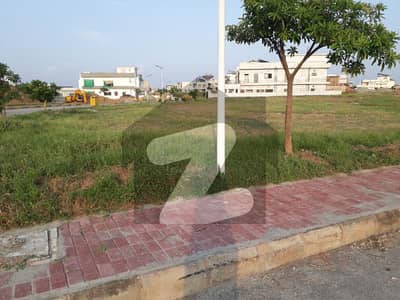Bahria Town Phase 8,block H, 10 Marla Plot For Sale
