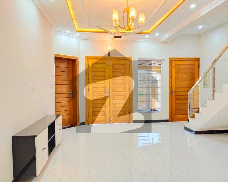 7 Marla House for Rent In Bahria Town