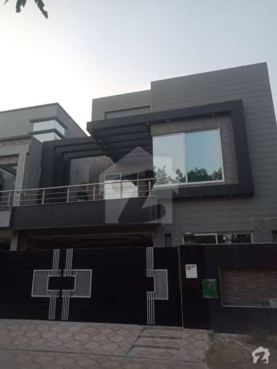 Superb Location Brand New 8 Marla House Is Available For Rent In Low Cost - Block C