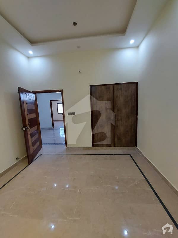 گلشنِ رُومی فیصل کنٹونمنٹ کینٹ کراچی میں 4 کمروں کا 5 مرلہ مکان 1.4 کروڑ میں برائے فروخت۔
