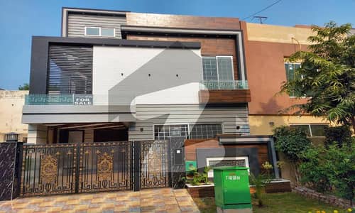 Orginal Pics 5 Marla Double Unit House AA Block Bahria Town Lahore