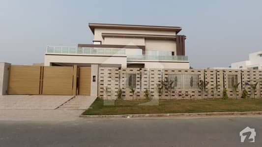 ازمیر ٹاؤن ۔ بلاک جی ازمیر ٹاؤن لاہور میں 7 کمروں کا 2 کنال مکان 7.75 کروڑ میں برائے فروخت۔