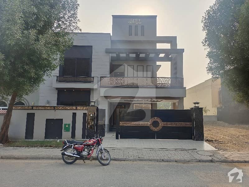 10 Marla Barnd New House For Rent In Central Block Bahria Orchard Raiwind Road Lahore