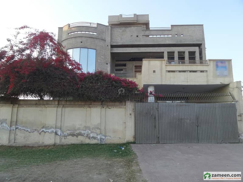 Double Story Beautiful Furnished Banglow Available For Rent At Benazir Road, Okara