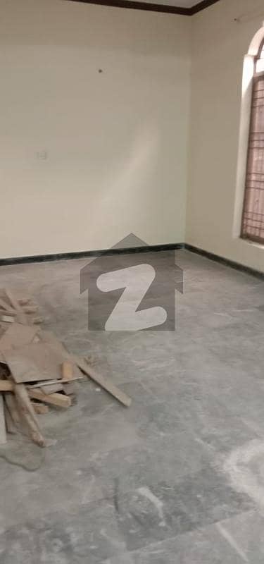 2.5 Kanal Double Storey Building For Rent