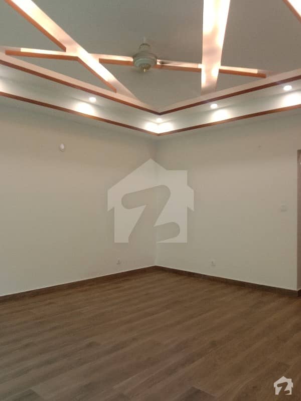 4050 Square Feet Penthouse For Grabs In Askari