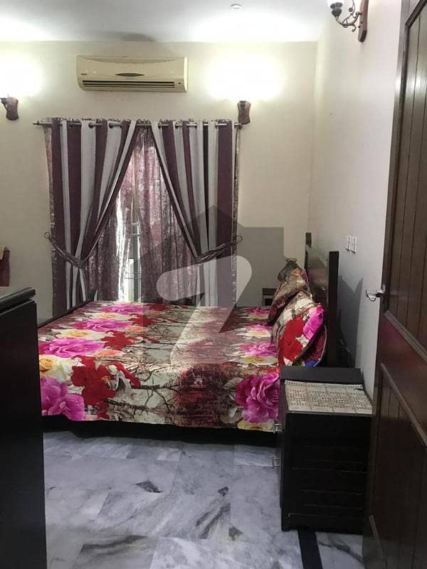 ماڈل ٹاؤن ۔ بلاک اے ماڈل ٹاؤن لاہور میں 1 کمرے کا 10 مرلہ کمرہ 30 ہزار میں کرایہ پر دستیاب ہے۔