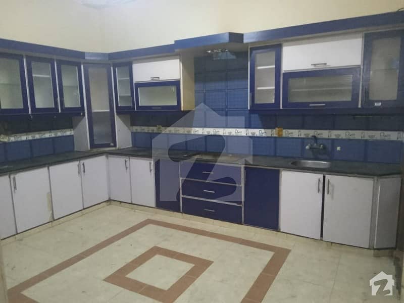5 Bed Dd Town House For Rent At Sharfbad