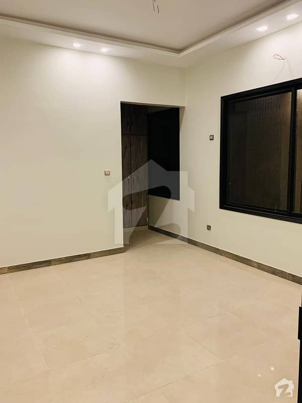 Flat Available For Rent In North Karachi