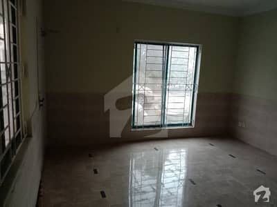 120 Sq Yard One Unit Bungalow On Urgent Sale